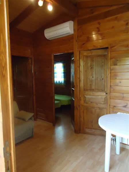 Camping Esponella Buitenkant foto